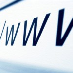 Как скрыть ссылку в тексте с помощью html и php